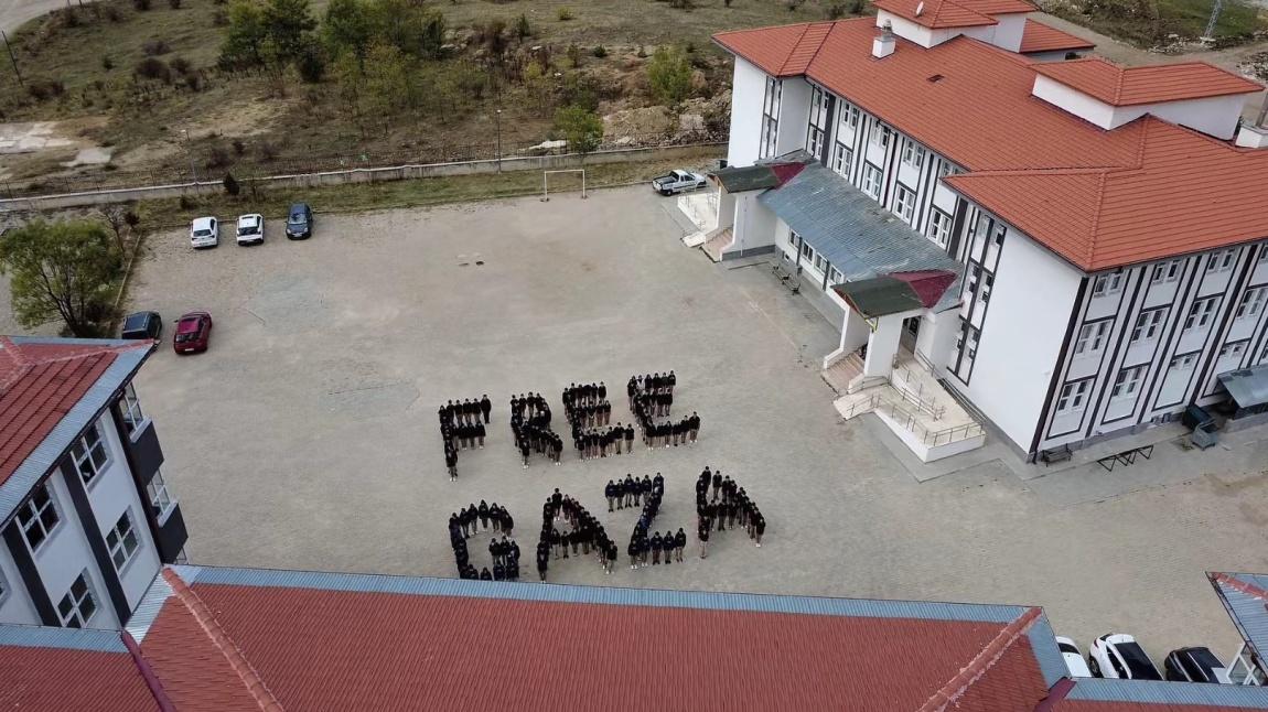Okulumuz Filistin ve Gazze'de Yaşanan Katliamlara Tepkisini Gösterdi